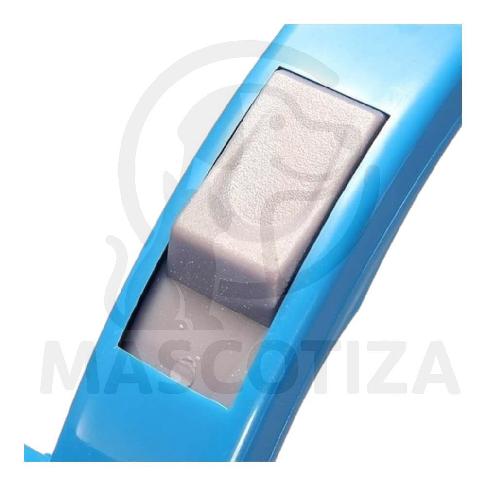 Peine Azul con Botón Retractable